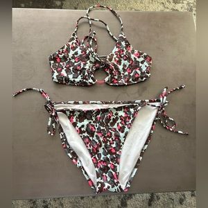 Victoria’s Secret String Bikini (S Top/M Bottom)